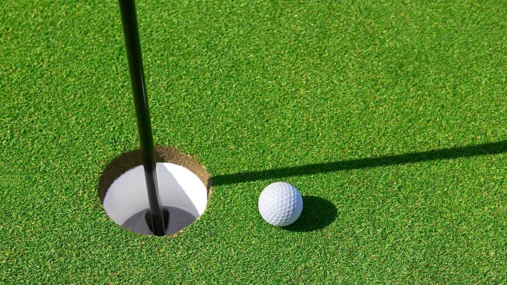 When Should You Replace A Golf Ball?