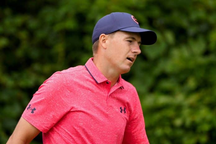 where does jordan spieth stand in the fedexcup standings 1